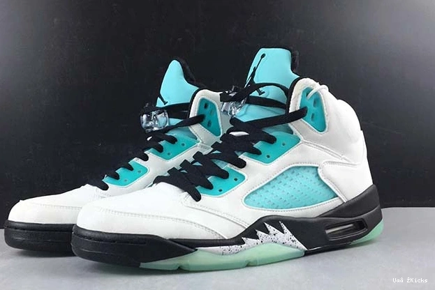 ISLAND AIR 594 Versatile GREEN JORDAN 5 CN2932-100 1012
